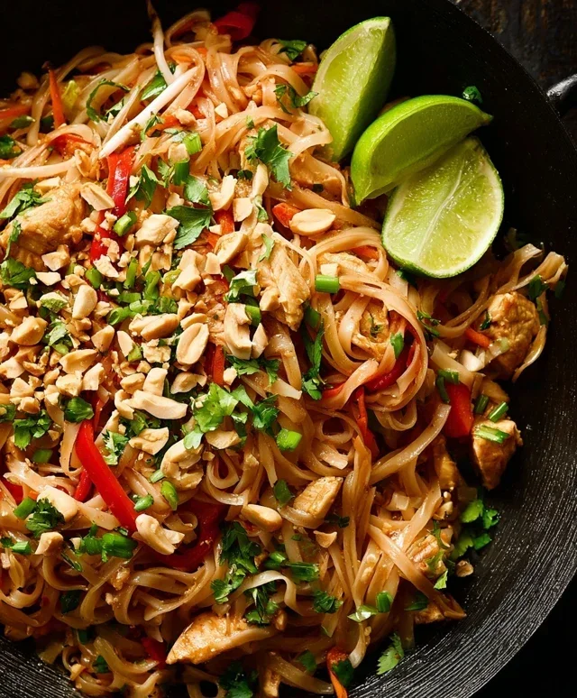 Chicken Pad Thai Dish